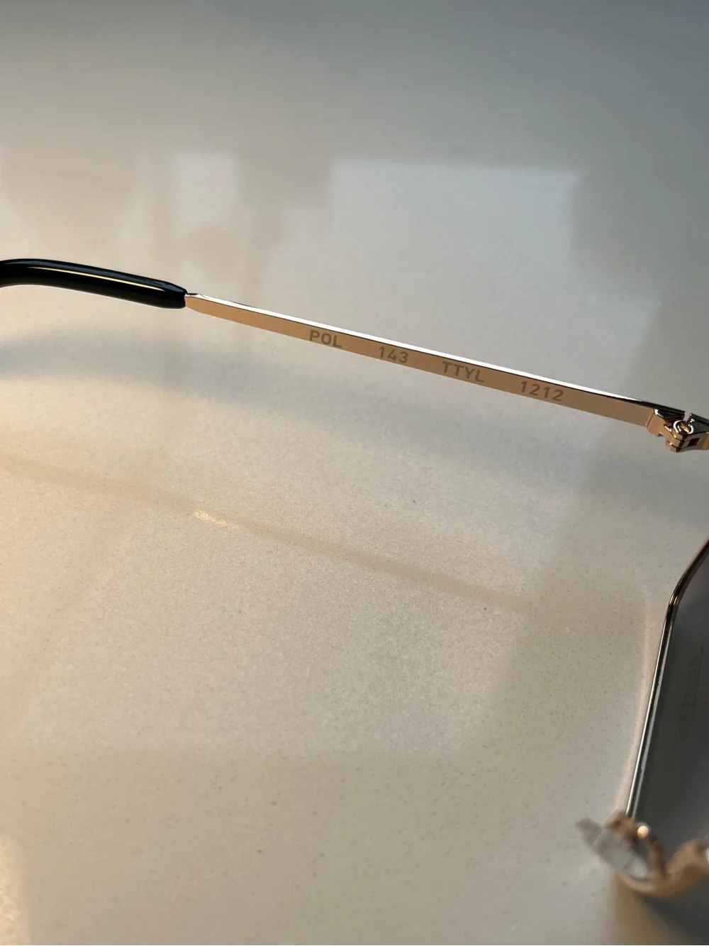 QUAY TTYL Rectangle Sunglasses in Gold / Smoke Polarized Lens - NWT